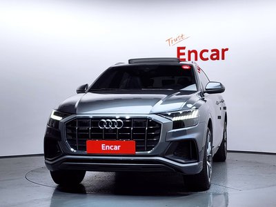 AUDI Q8 - 2