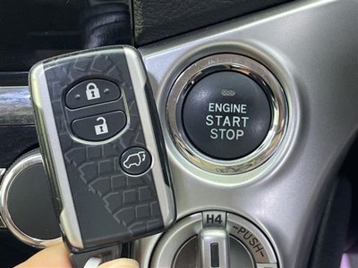2015 Toyota LAND CRUISER 200 — миниатюра 15