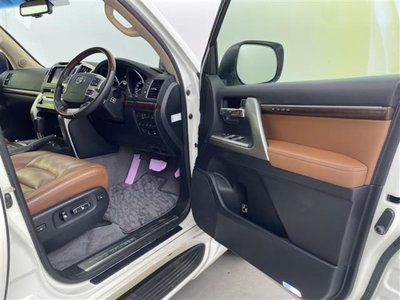 2015 Toyota LAND CRUISER 200 — миниатюра 41