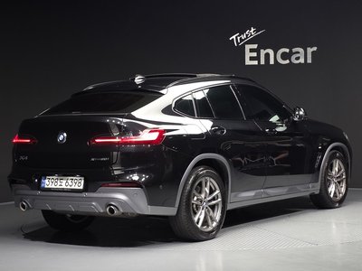 2021 BMW X4 — фото 4