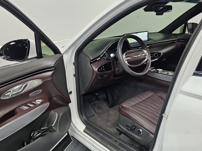 2022 Genesis GV70 — миниатюра 13