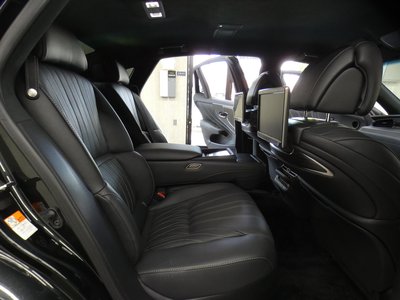2022 Lexus LS 缩略图 9