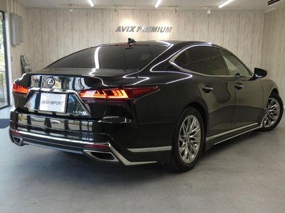2022 Lexus LS 缩略图 2