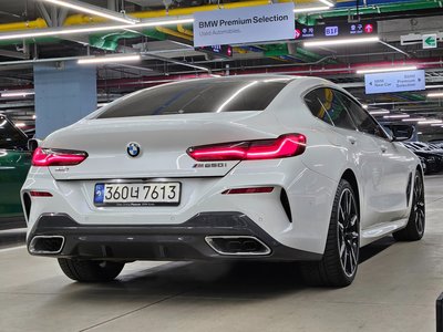 BMW 8 SERIES - 4