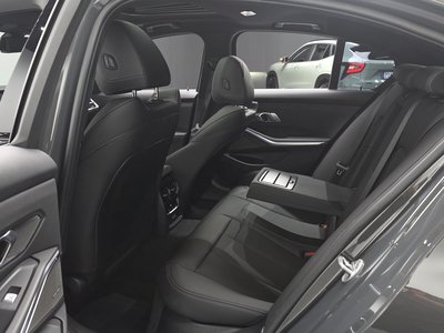 2025 BMW 3 SERIES 缩略图 17