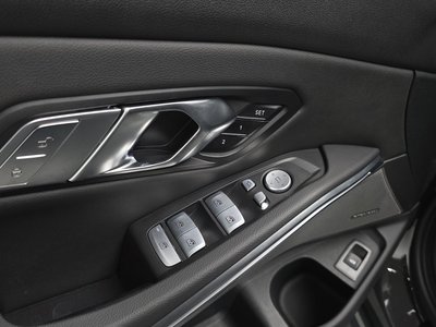 2025 BMW 3 SERIES 缩略图 27