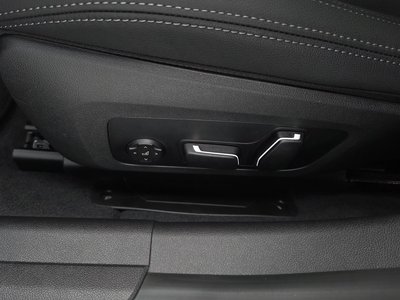 2025 BMW 3 SERIES 缩略图 29
