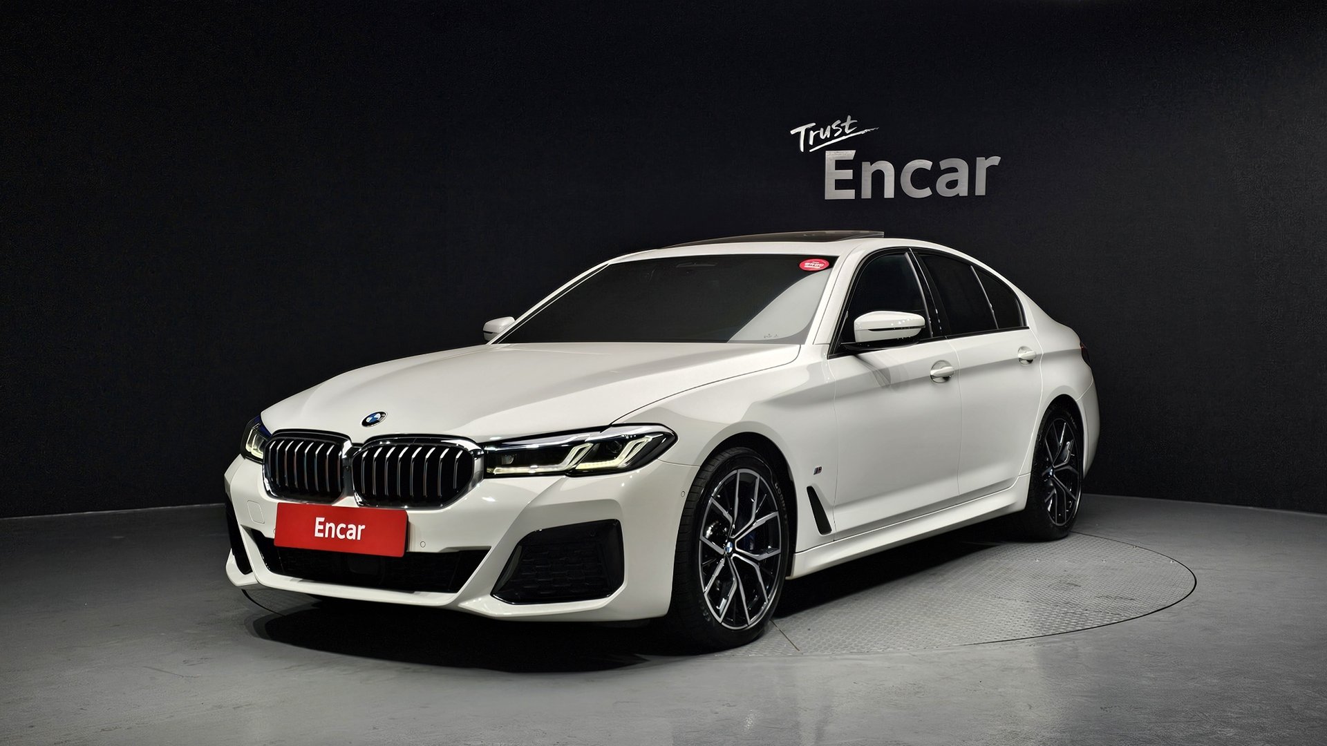 BMW 5 SERIES - View 1