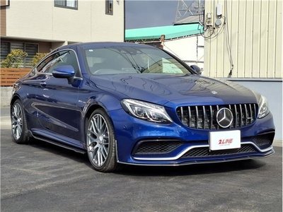 2016 Mercedes-BENZ C-CLASS AMG photo 2