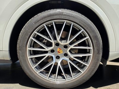 PORSCHE CAYENNE - 6