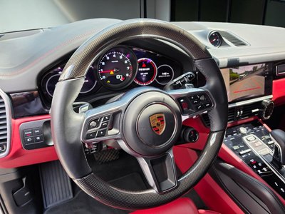 PORSCHE CAYENNE - 8
