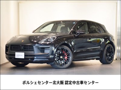 PORSCHE MACAN - 1