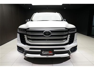 TOYOTA LAND CRUISER 300 - 6