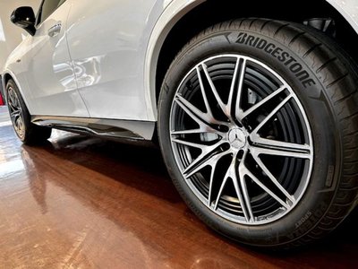 MERCEDES-BENZ GLC AMG - 10