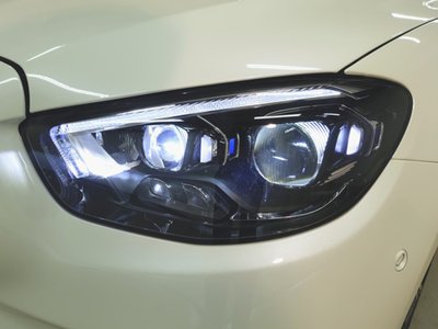 MERCEDES-BENZ E-CLASS - 3