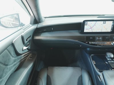 2022 Lexus LS 缩略图 13