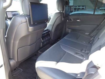 TOYOTA LAND CRUISER 300 - 8