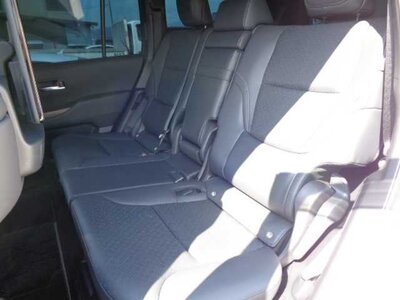 TOYOTA LAND CRUISER 300 - 9