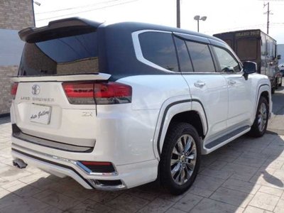 TOYOTA LAND CRUISER 300 - 4