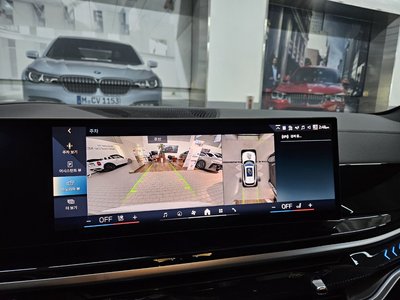2025 BMW X5 缩略图 17