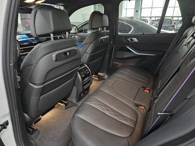 2025 BMW X5 缩略图 11