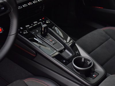 2025 Porsche 911 — миниатюра 12