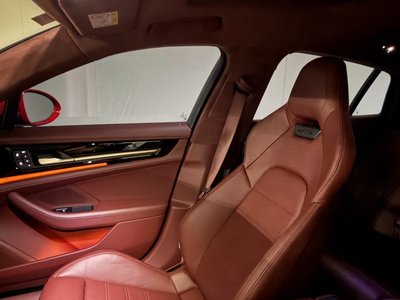 صورة 10 لـ 2025 Porsche PANAMERA