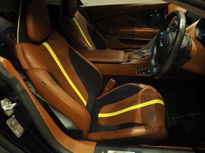 ASTON MARTIN DB11 - 3