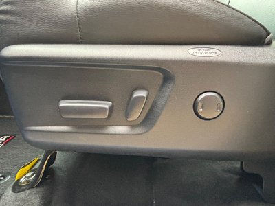 2019 Toyota TUNDRA 缩略图 28