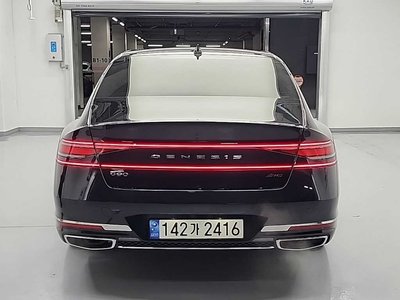 صورة 2 لـ 2022 Genesis G90 (RS4)