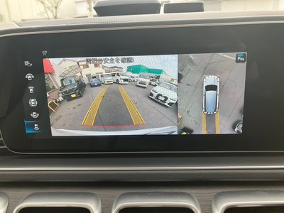 MERCEDES-BENZ GLS - 4