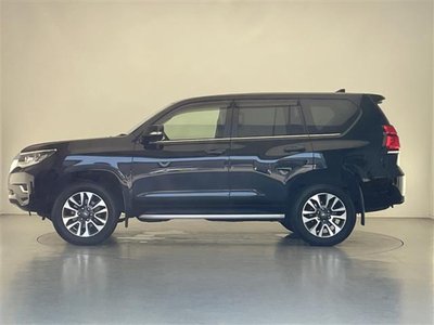 2023 Toyota LAND CRUISER PRADO — миниатюра 31