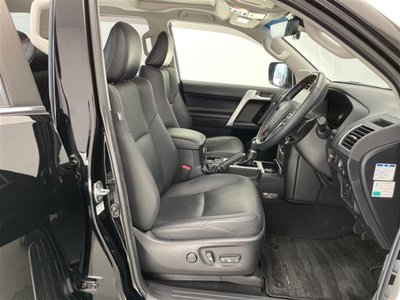 2023 Toyota LAND CRUISER PRADO — миниатюра 23