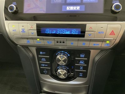 2023 Toyota LAND CRUISER PRADO — миниатюра 22