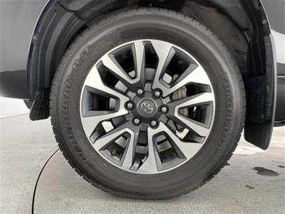 2023 Toyota LAND CRUISER PRADO — миниатюра 38
