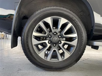 2023 Toyota LAND CRUISER PRADO — миниатюра 40
