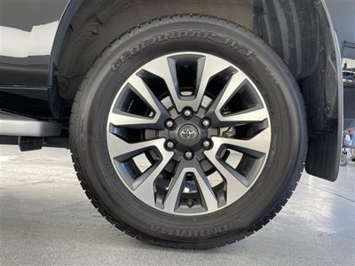 2023 Toyota LAND CRUISER PRADO — миниатюра 41