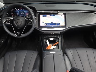 MERCEDES-BENZ E-CLASS - 5