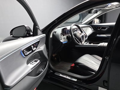 MERCEDES-BENZ E-CLASS - 10