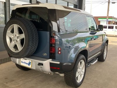 LAND ROVER DEFENDER - 5