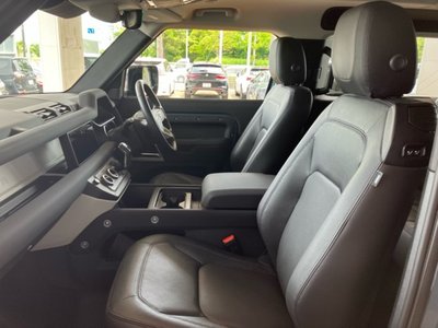 LAND ROVER DEFENDER - 7