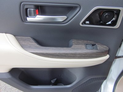 2026 Toyota LAND CRUISER 300 — миниатюра 48