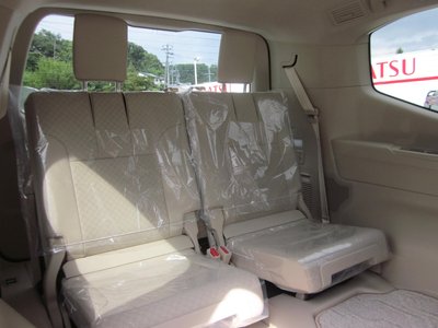2026 Toyota LAND CRUISER 300 — миниатюра 13