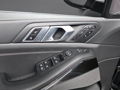 2025 BMW X7 缩略图 31