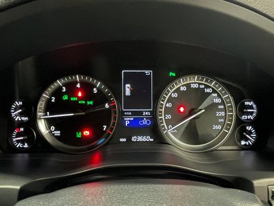 صورة 4 لـ 2016 Lexus LX