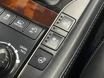 صورة 8 لـ 2016 Lexus LX