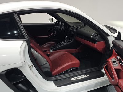 صورة مصغرة 16 لـ 2021 Porsche 718