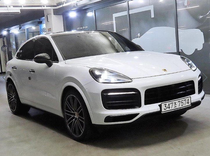 PORSCHE CAYENNE - View 1