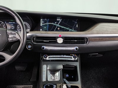 2020 Genesis G90 缩略图 14
