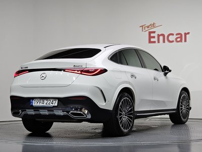 MERCEDES-BENZ GLC - 4